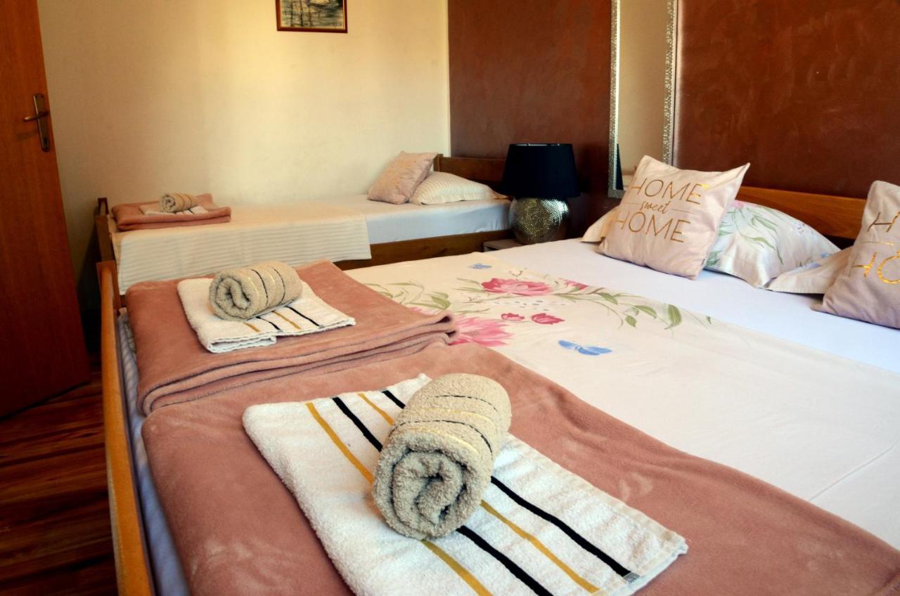 Apartman M&S Biograd Na Moru Extérieur photo
