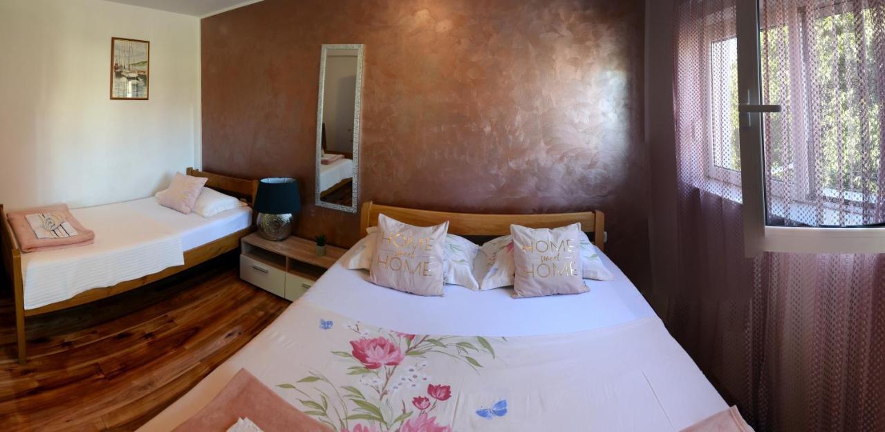 Apartman M&S Biograd Na Moru Extérieur photo